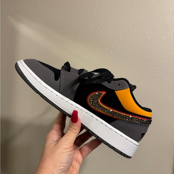 Custom pair of Swarovski bling Nike Jordan low SE youth